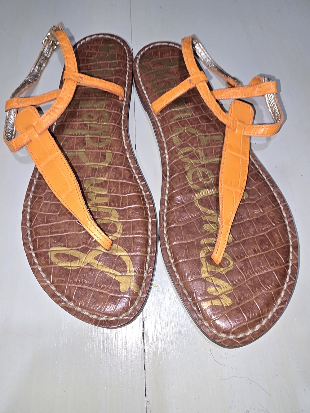 Sam Edelman Gable Sandals Women 7.5 Mandarin Orange Gold Croc T-Strap Flats